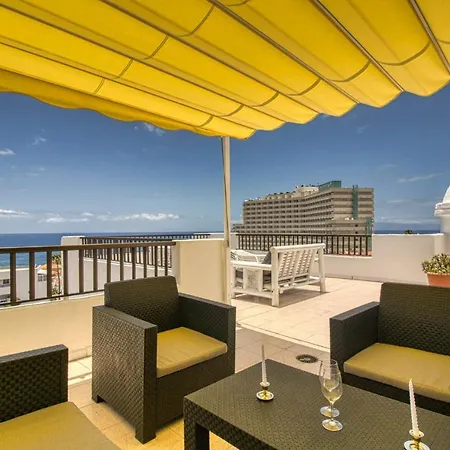 Penthouse With Magnificent Ocean Views, Jacuzzi, Pool, Nearby Beach In Tenerife South *