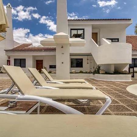 Penthouse With Magnificent Ocean Views, Jacuzzi, Pool, Nearby Beach In Tenerife South * Playa Fanabe