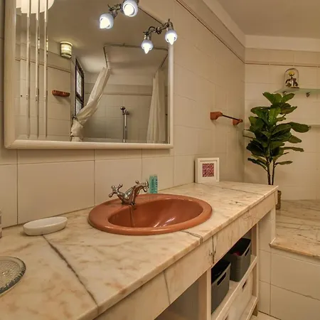 Apartment Penthouse With Magnificent Ocean Views, Jacuzzi, Pool, Nearby Beach In Tenerife South