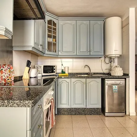 Penthouse With Magnificent Ocean Views, Jacuzzi, Pool, Nearby Beach In Tenerife South Apartment Playa Fanabe