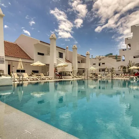 Penthouse With Magnificent Ocean Views, Jacuzzi, Pool, Nearby Beach In Tenerife South Playa Fanabe
