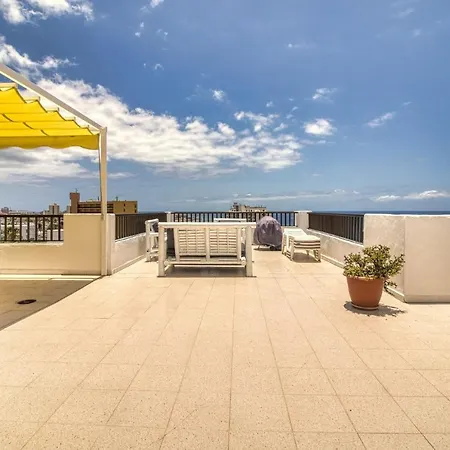 Penthouse With Magnificent Ocean Views, Jacuzzi, Pool, Nearby Beach In Tenerife South Playa Fanabe