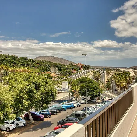 Penthouse With Magnificent Ocean Views, Jacuzzi, Pool, Nearby Beach In Tenerife South Playa Fanabe
